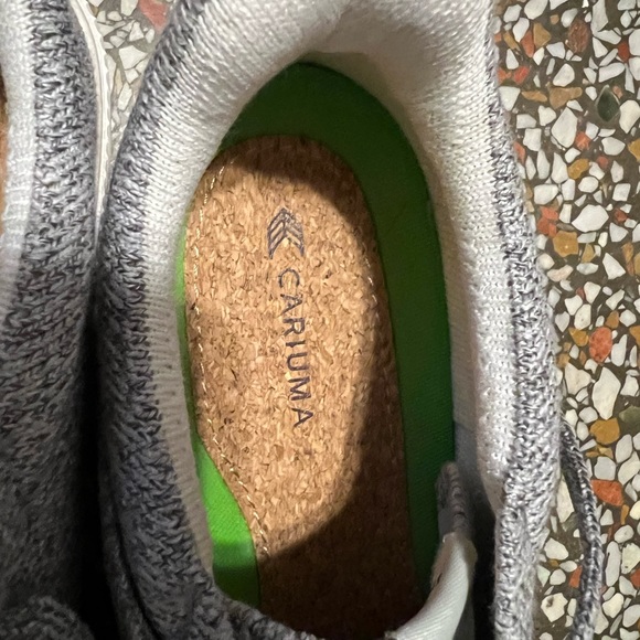 Cariuma sustainable canvas sneakers size 8 - Picture 6 of 8